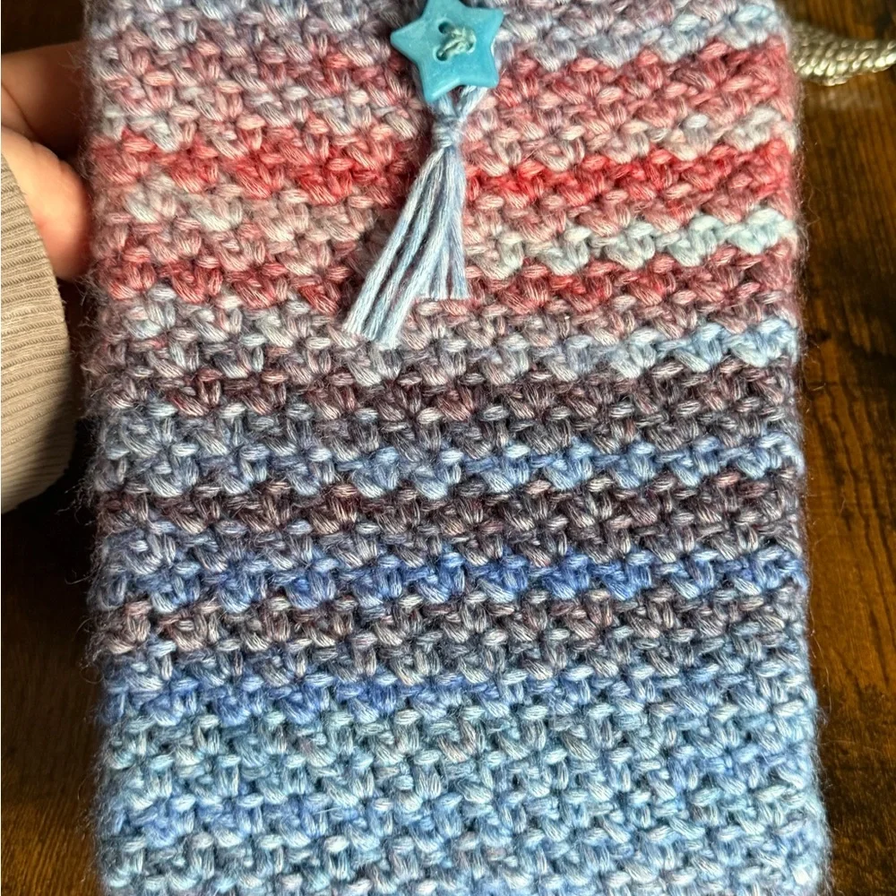 Handcrafted Blue and red Gradient crochet kindle Sleeve with Star button closure